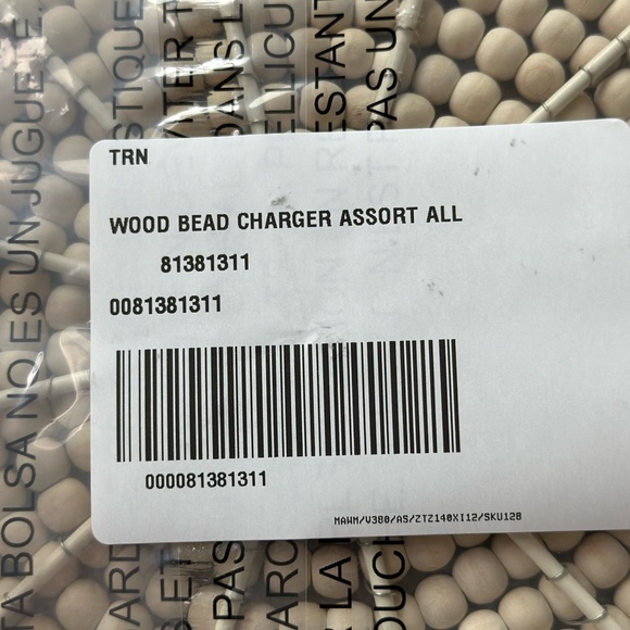 (4) Beaded Wood charger set - Picture 9 of 14